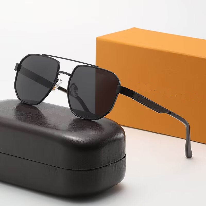 Loius Vuitton Laurvét Sunglasses