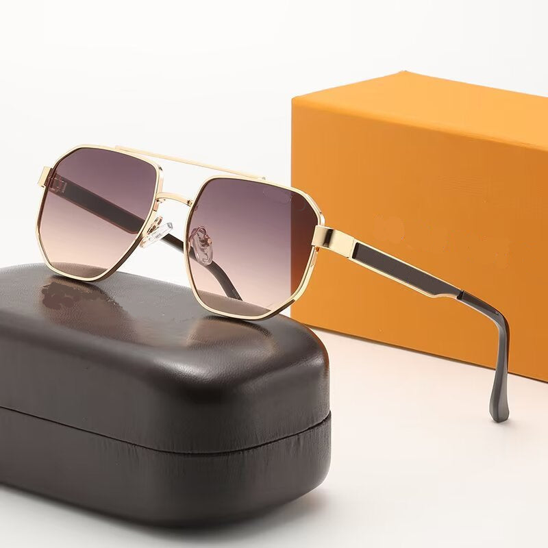 Loius Vuitton Laurvét Sunglasses
